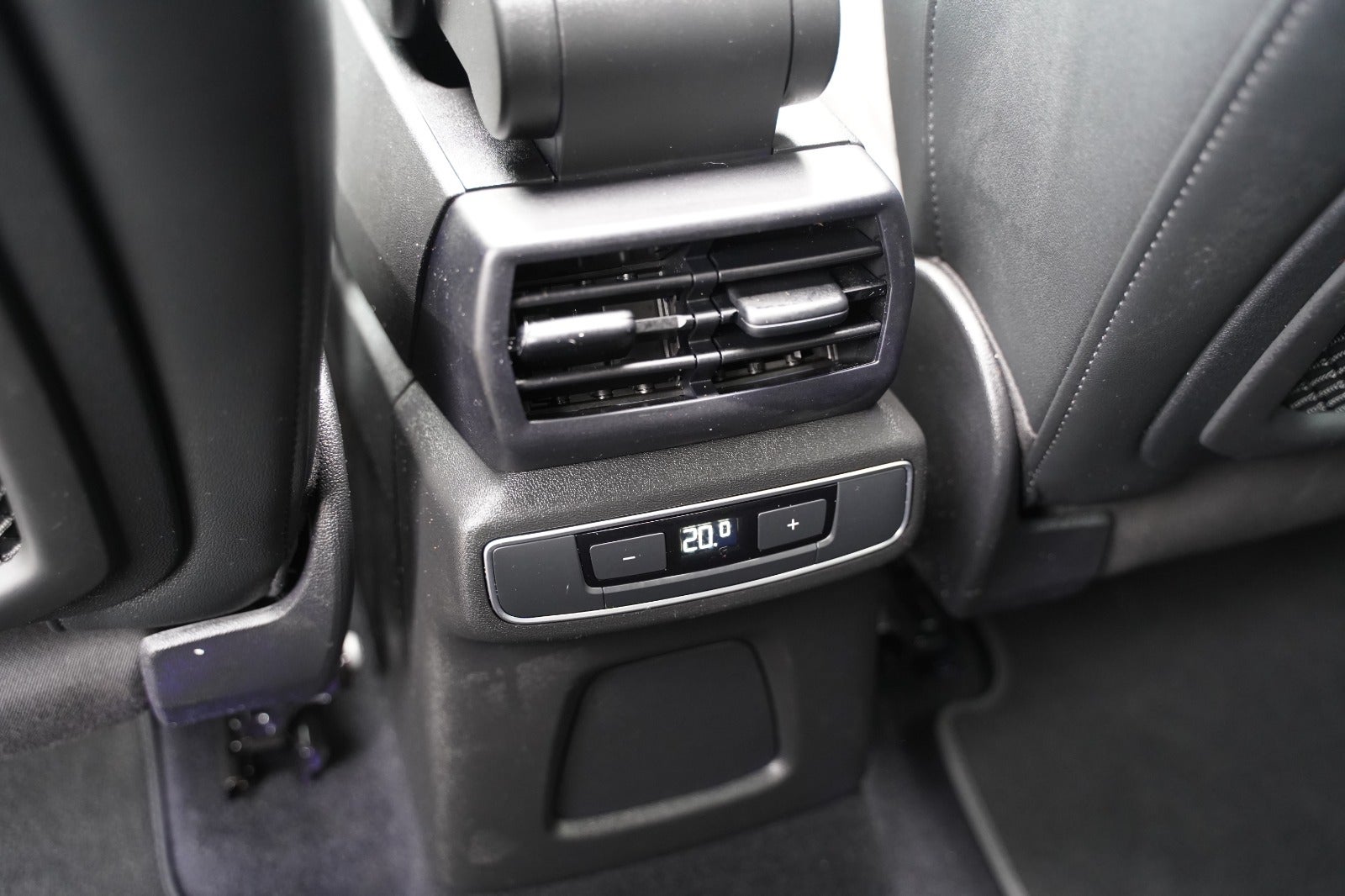 Billede af Audi Q4 e-tron 50 S-line quattro