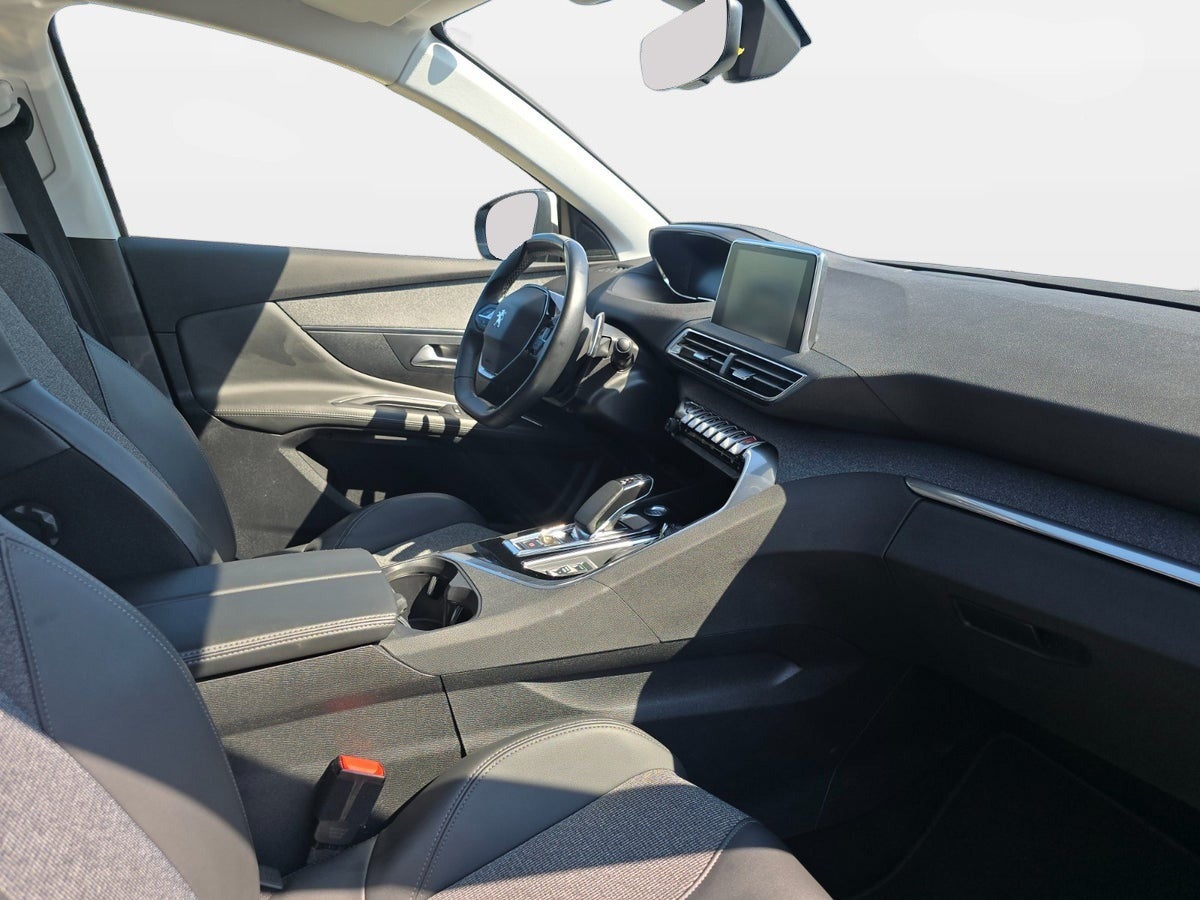 Billede af Peugeot 3008 1,6 Hybrid Allure Limited EAT8