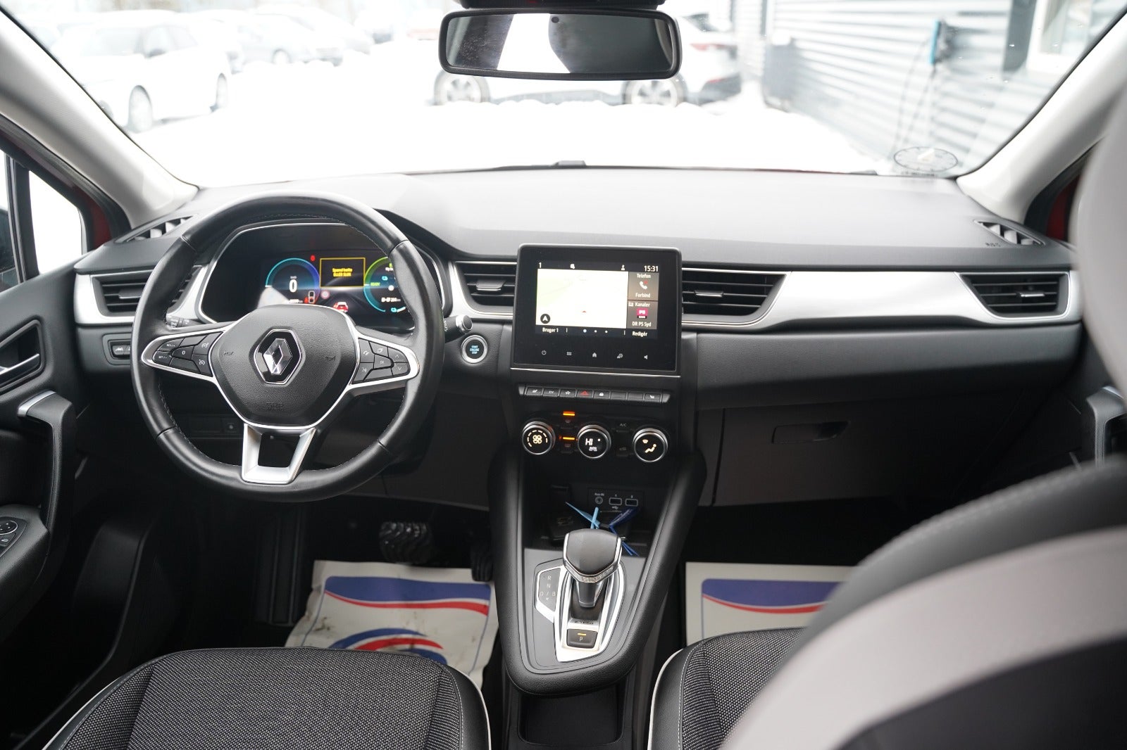 Billede af Renault Captur 1,6 E-Tech Intens