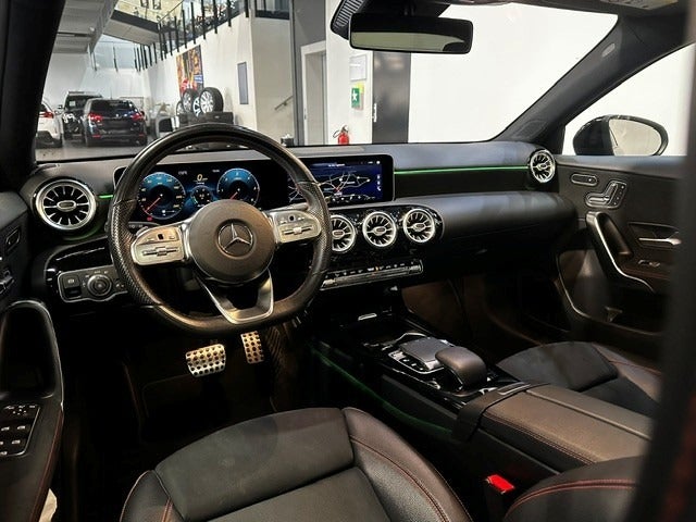 Mercedes-Benz A 220 d (7/8)