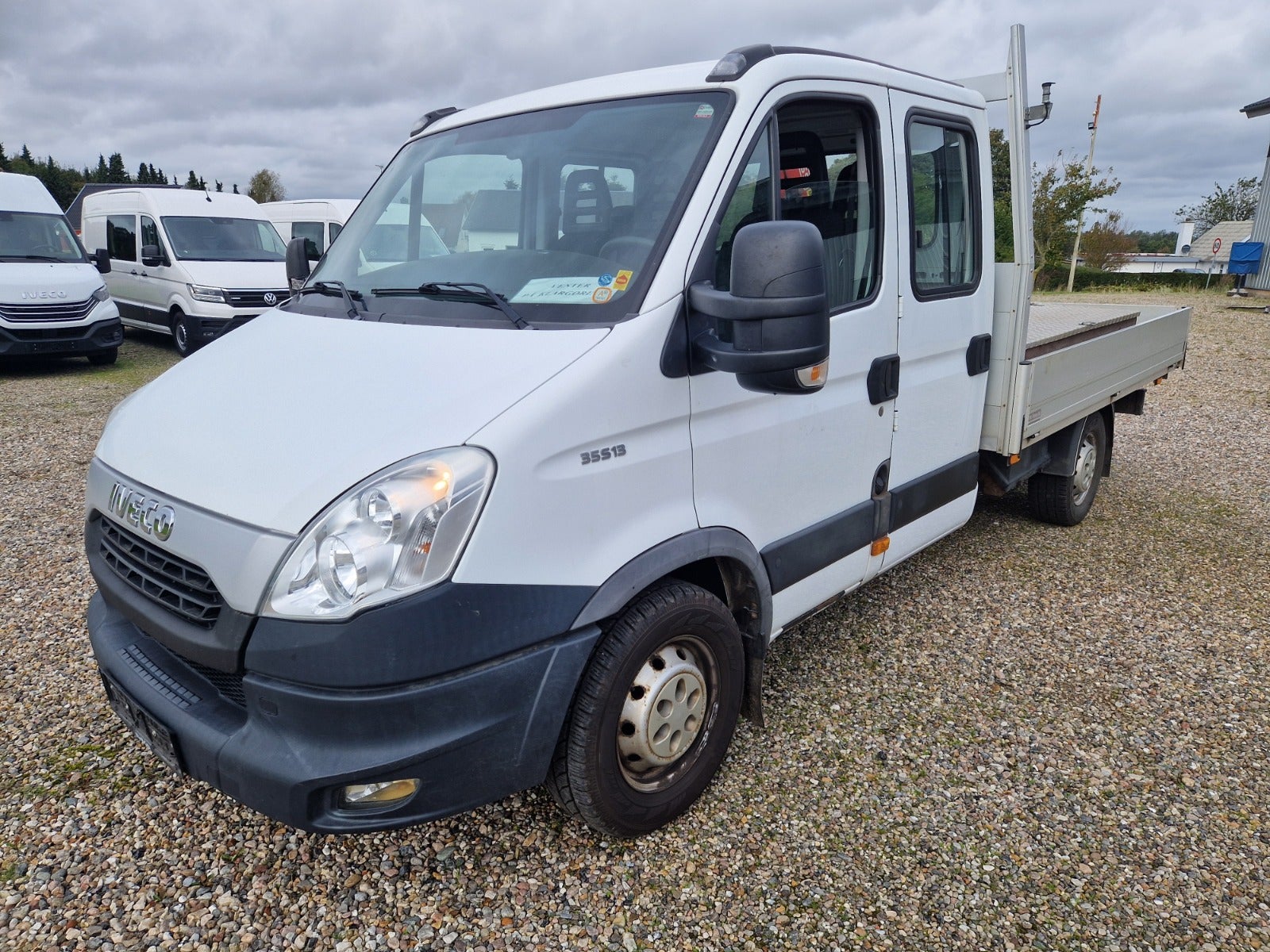 Billede af Iveco Daily 2,3 35S13 Mandskabsvogn m/lad