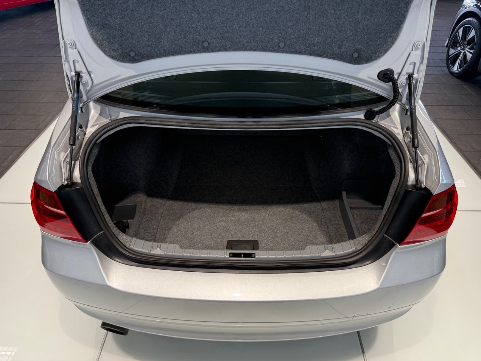 Billede af BMW 318i 2,0 