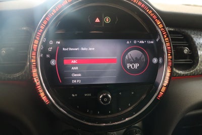 MINI Cooper SE Experience