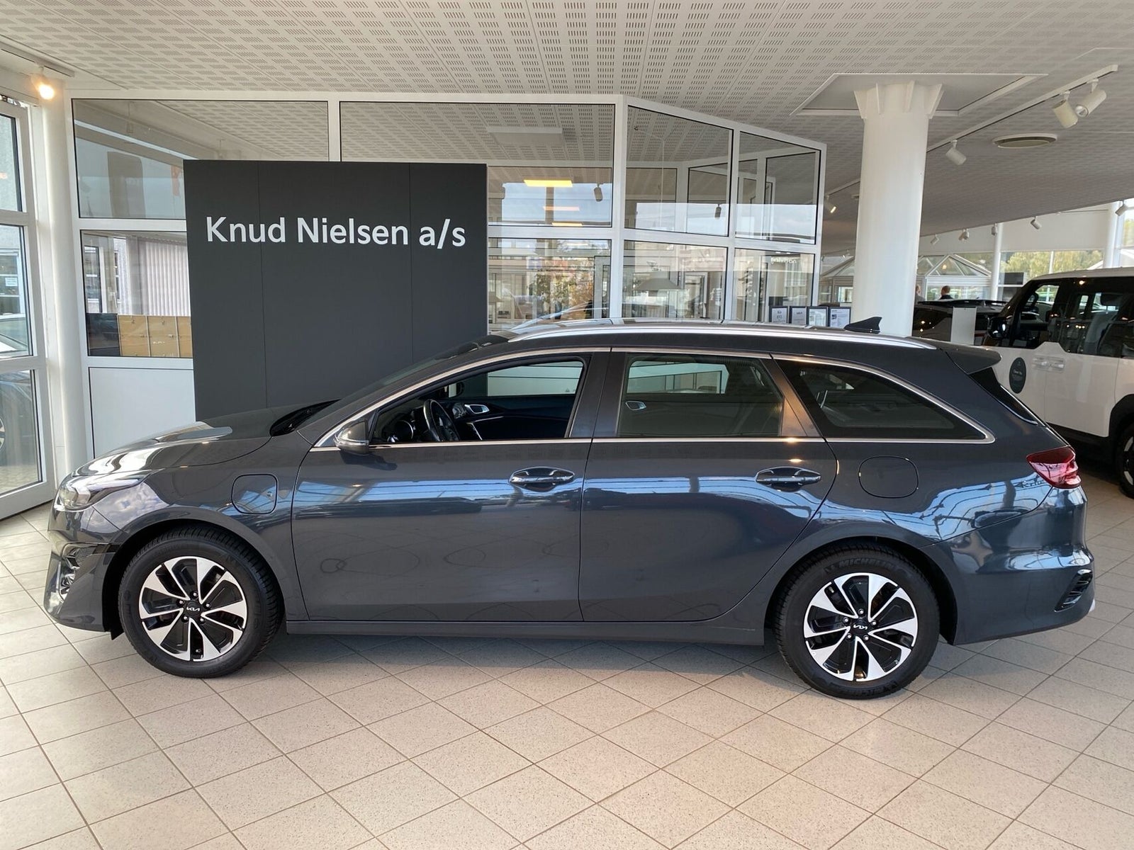 Kia Ceed PHEV Prestige SW DCT