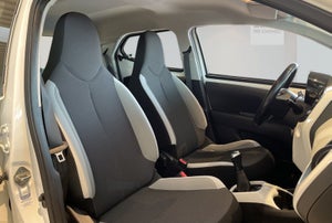 Toyota Aygo VVT-i x-play