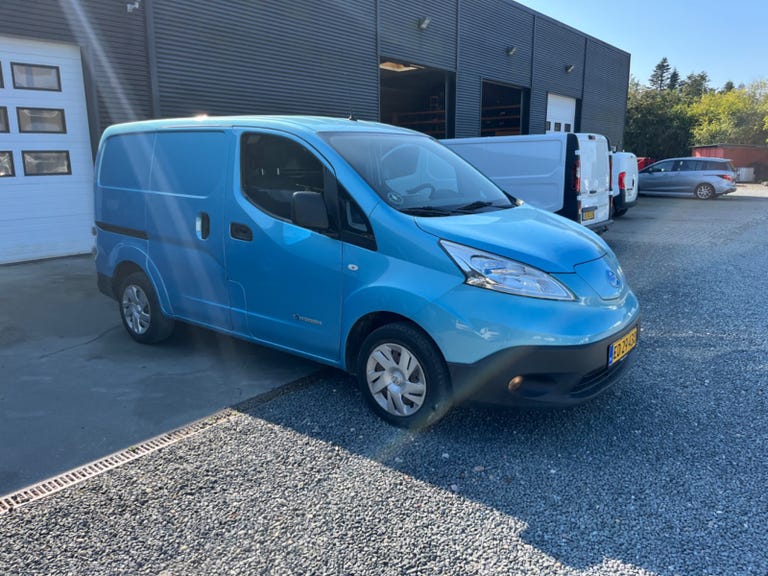 Nissan e-NV200 Comfort+ Van