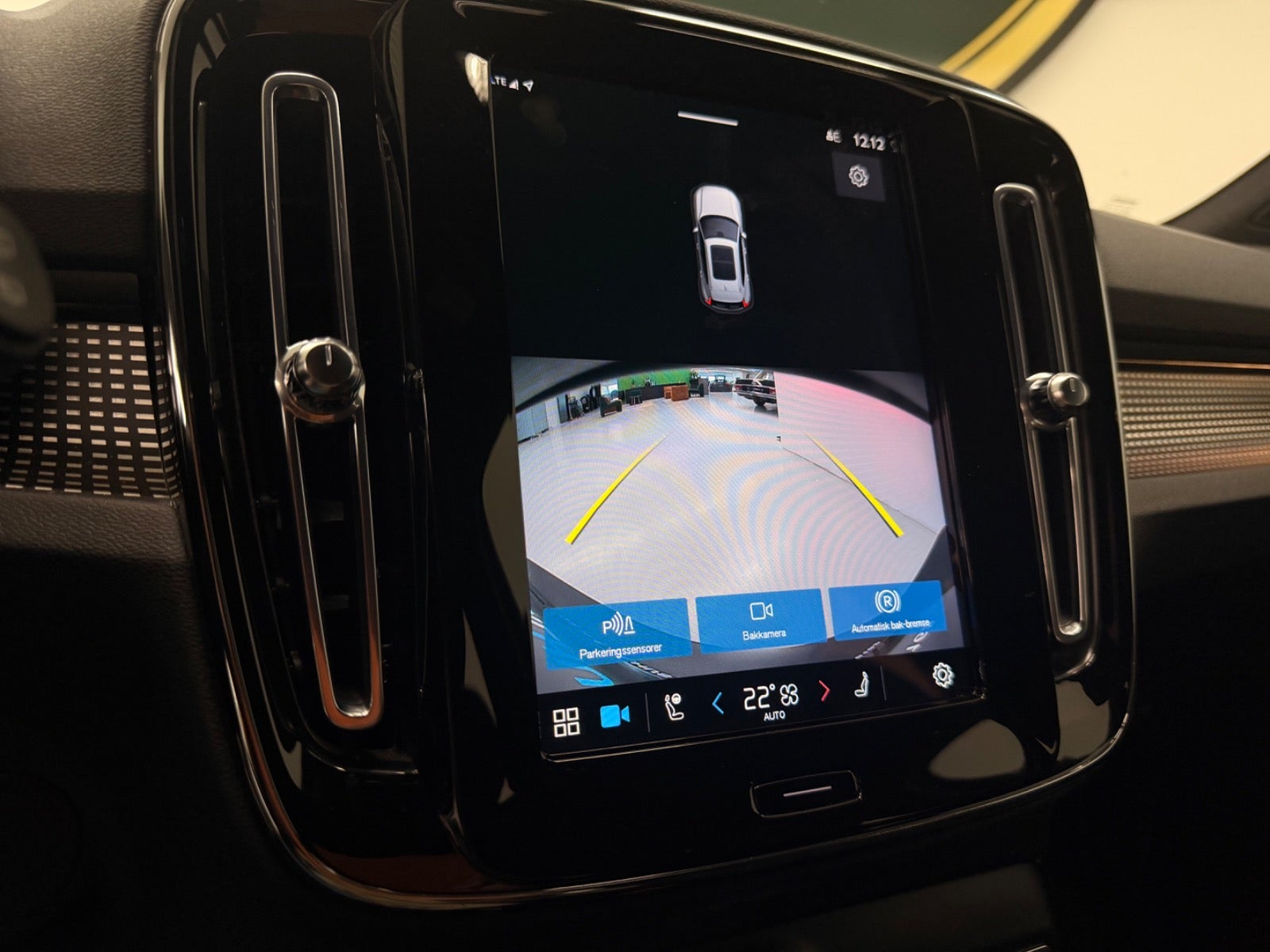 Billede af Volvo XC40  P6 ReCharge Core