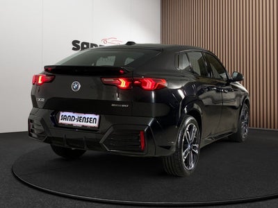 BMW iX2 eDrive20 M-Sport Premium Van