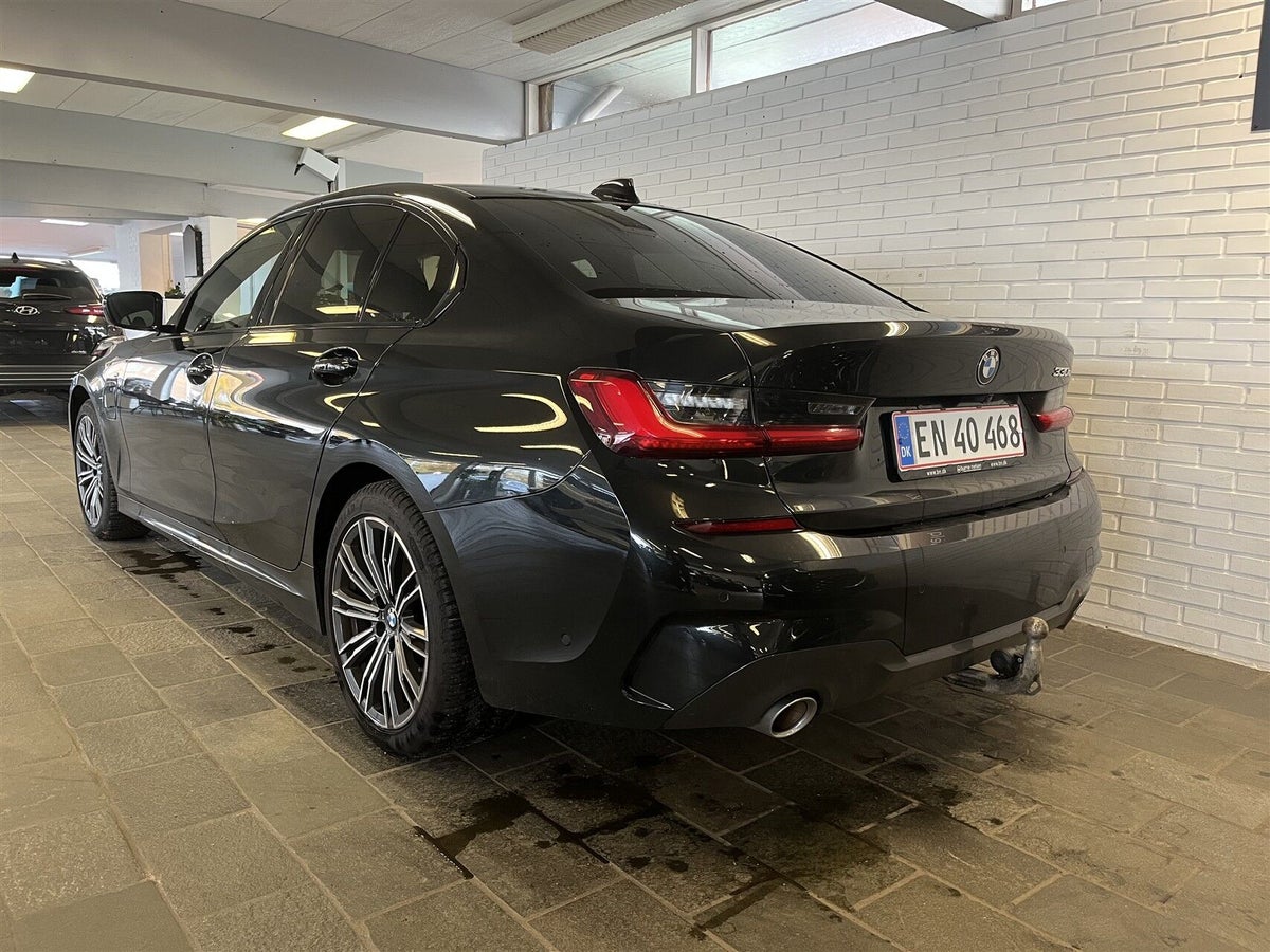 BMW 330e M-Sport aut. billede 2