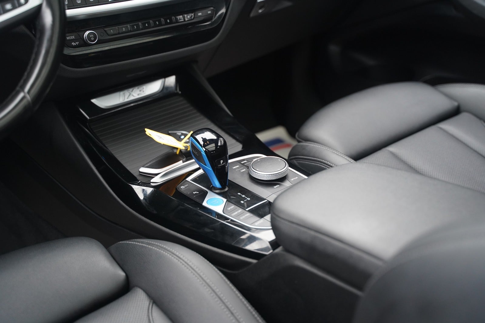 Billede af BMW iX3  Charged M-Sport