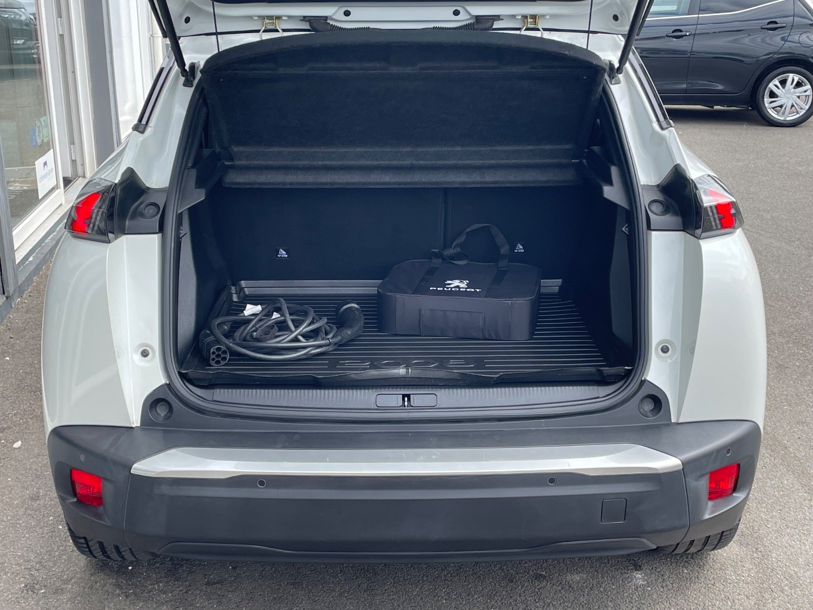 Billede af Peugeot e-2008 50 GT Line