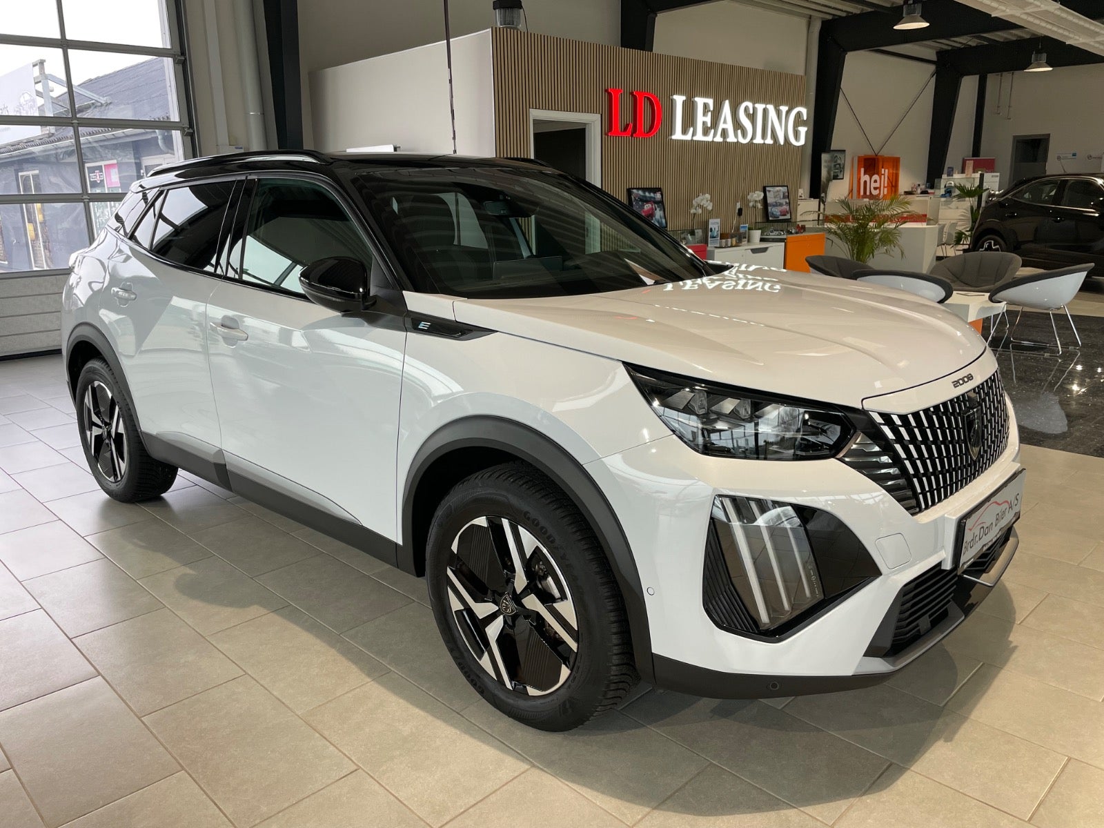 Billede af Peugeot e-2008 54 GT