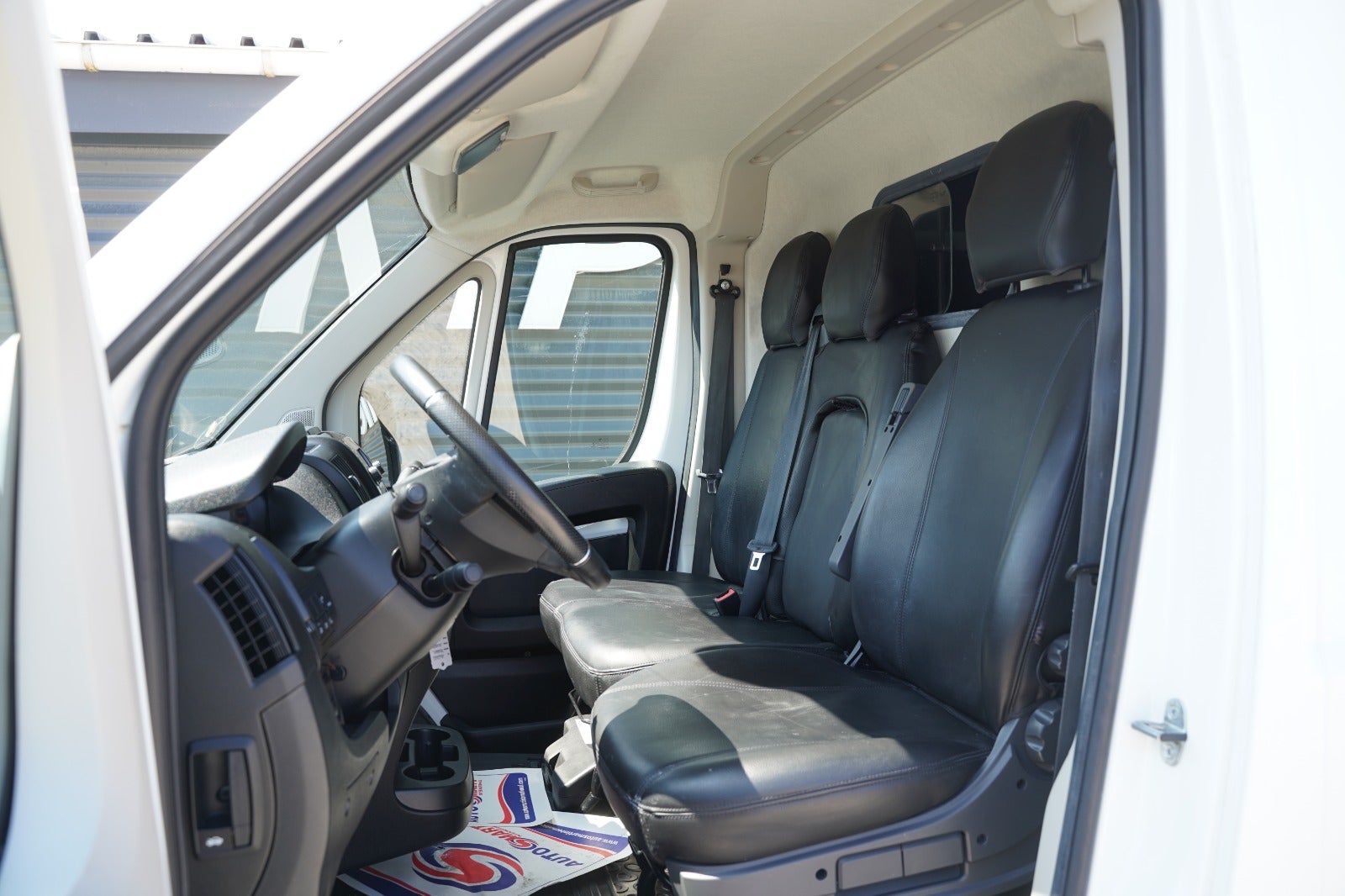 Billede af Peugeot Boxer 333 2,2 BlueHDi 140 L3H2 Premium