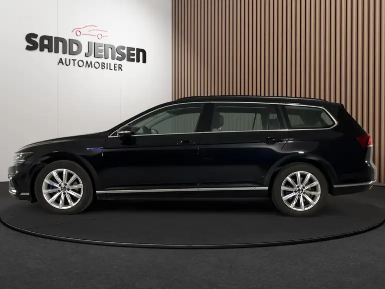 VW Passat GTE Variant DSG