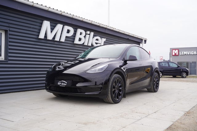 Tesla Model Y  Long Range AWD