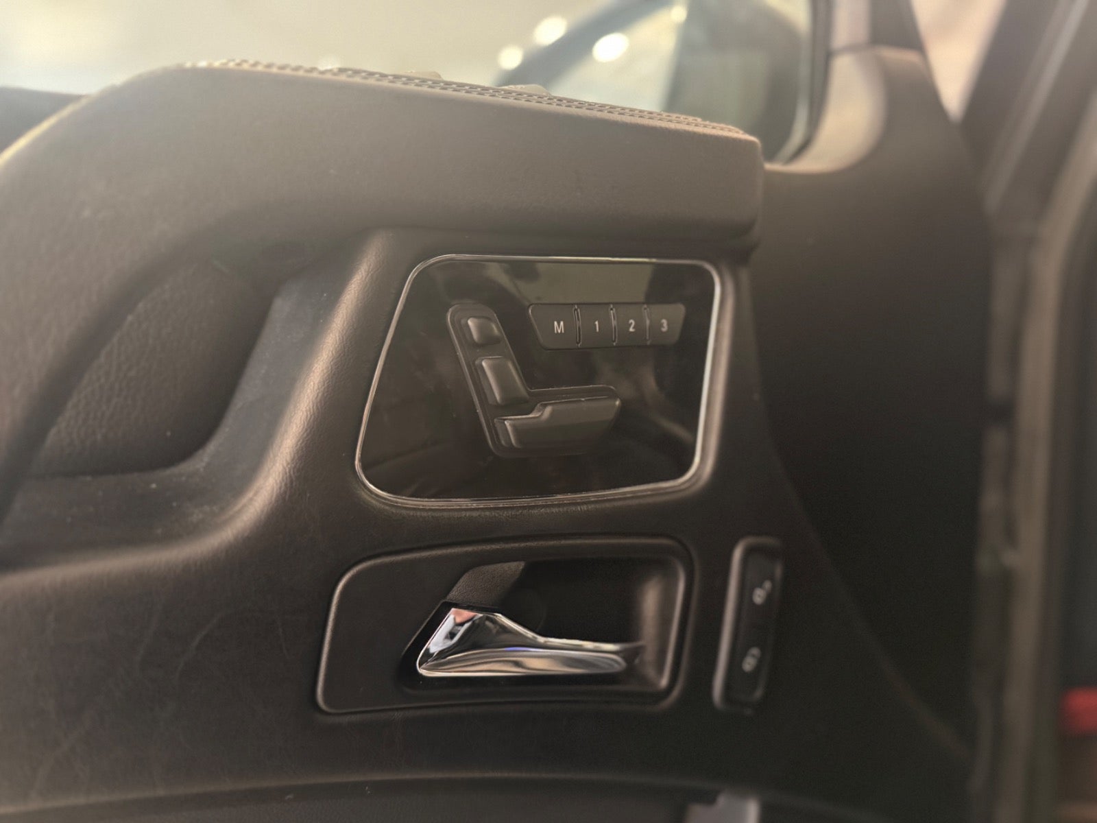 Mercedes – G350