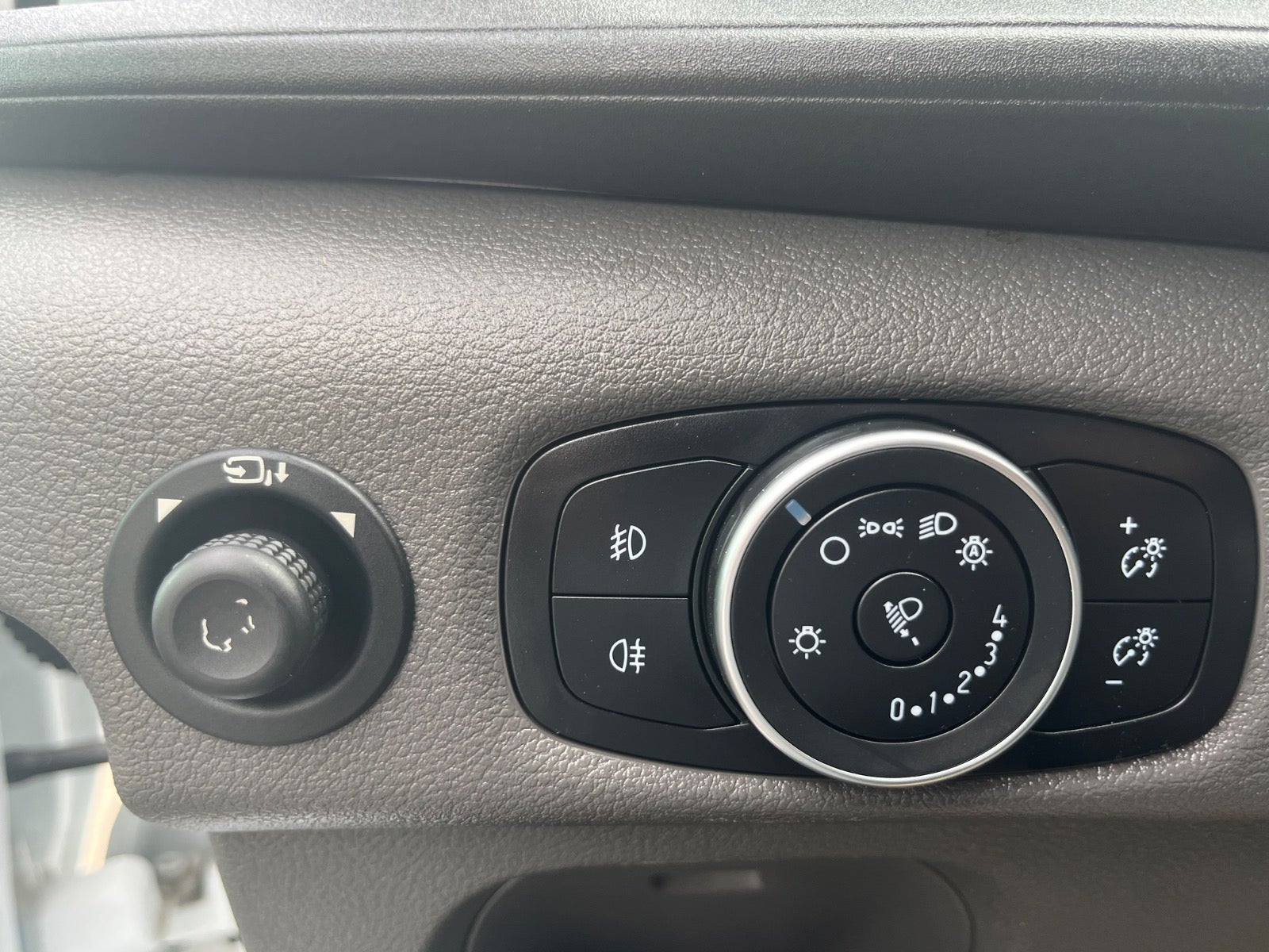 Billede af Ford Transit 350 L2 Van 2,0 TDCi 130 Trend H2 FWD