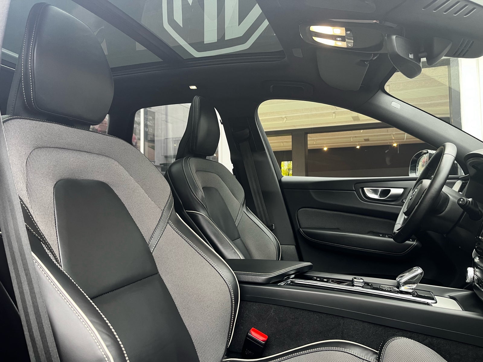 Volvo XC60 T6 ReCharge Black Edition aut. AWD