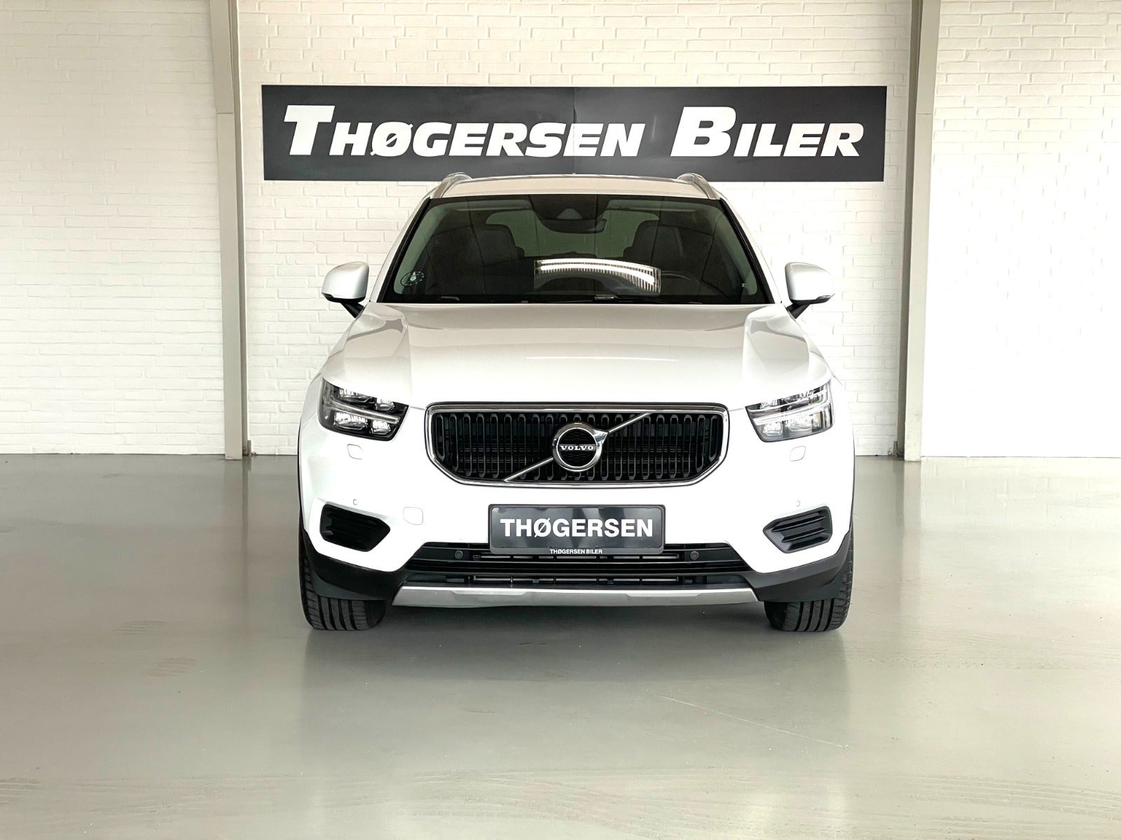 Billede af Volvo XC40 2,0 D4 190 Momentum aut. AWD