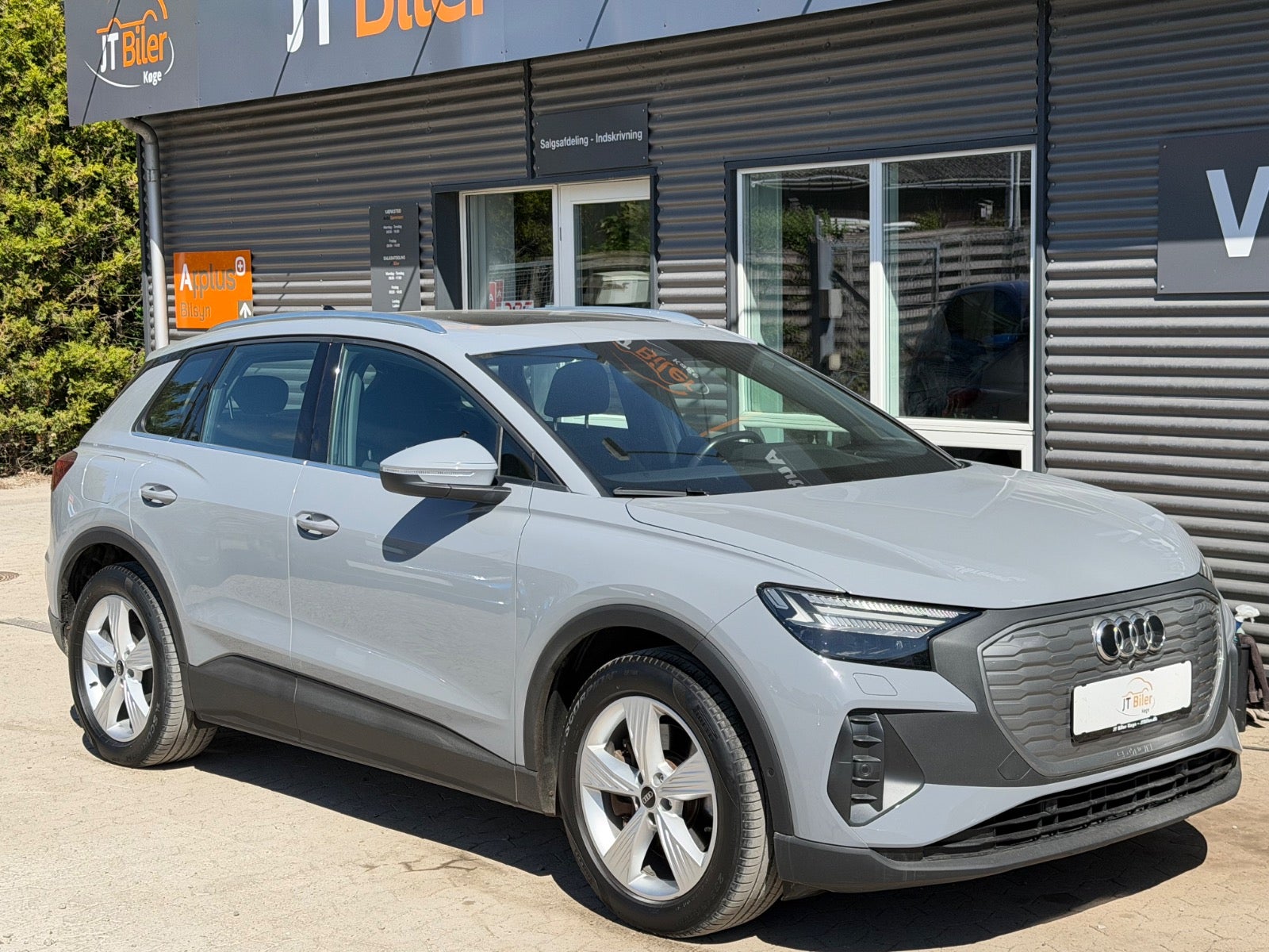Audi Q4 e-tron Attitude