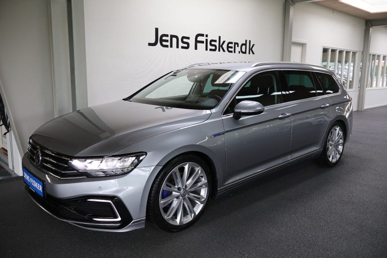 VW Passat GTE+ Pro Variant DSG