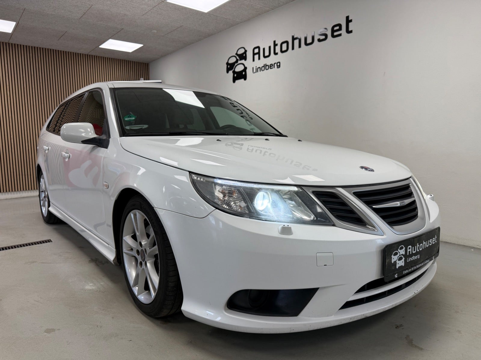 Billede af Saab 9-3 1,9 TiD 150 Linear SportCombi aut.