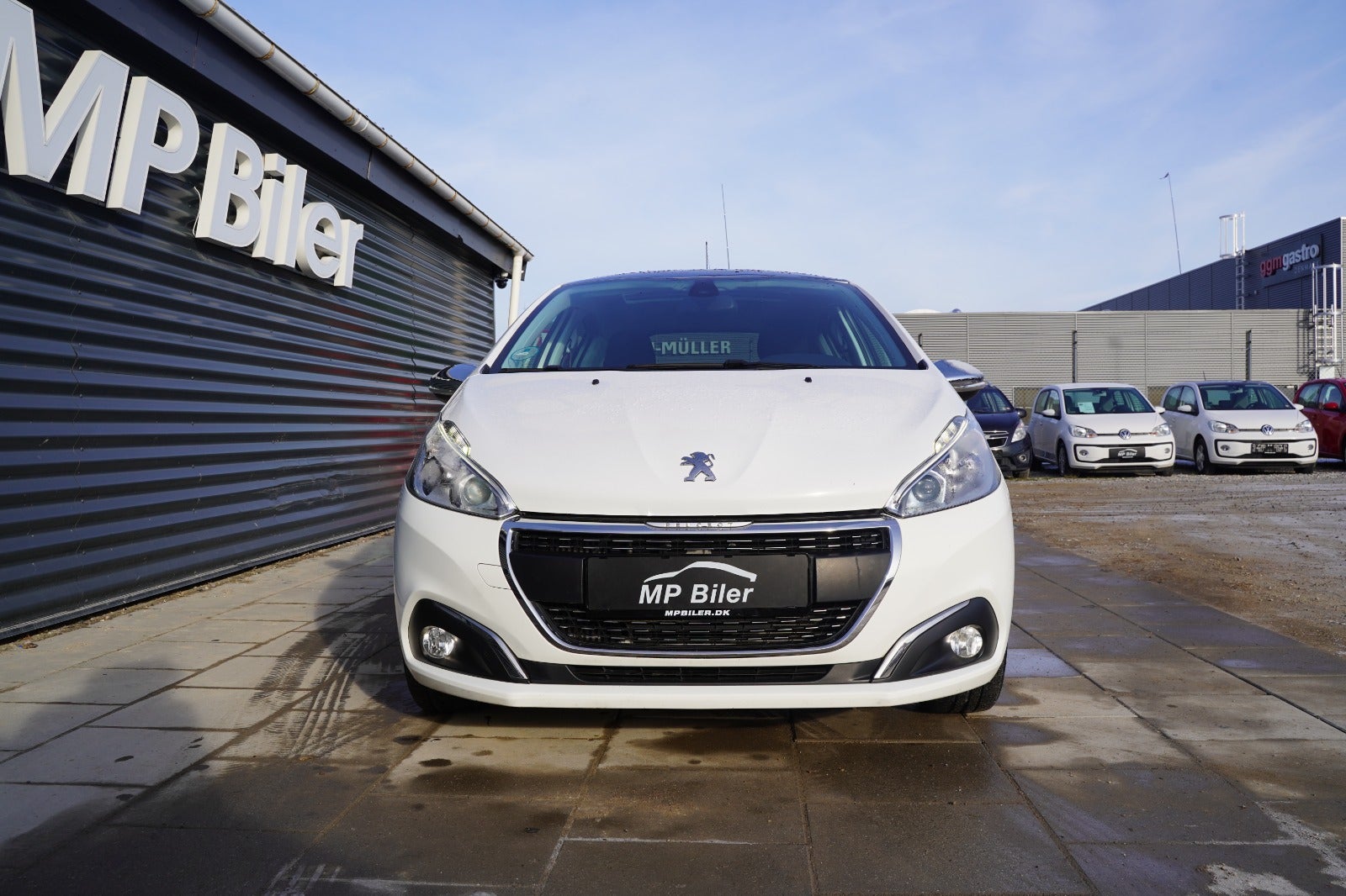 Billede af Peugeot 208 1,6 BlueHDi 100 Allure Sky