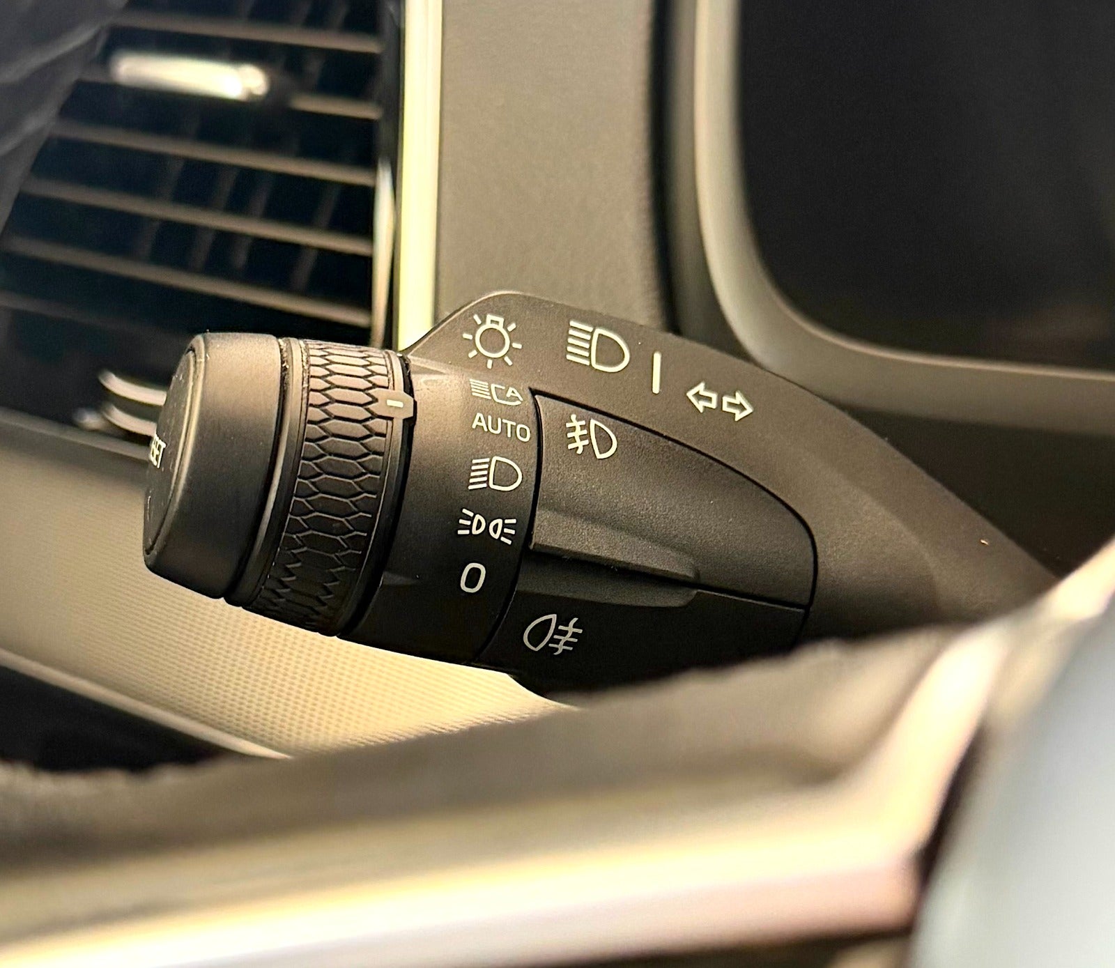 Billede af Volvo XC90 2,0 T8 ReCharge Ultimate Dark aut. AWD 7prs