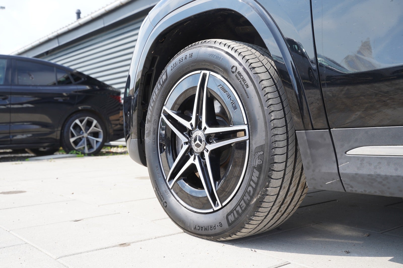 Billede af Mercedes EQA350  AMG Line 4Matic