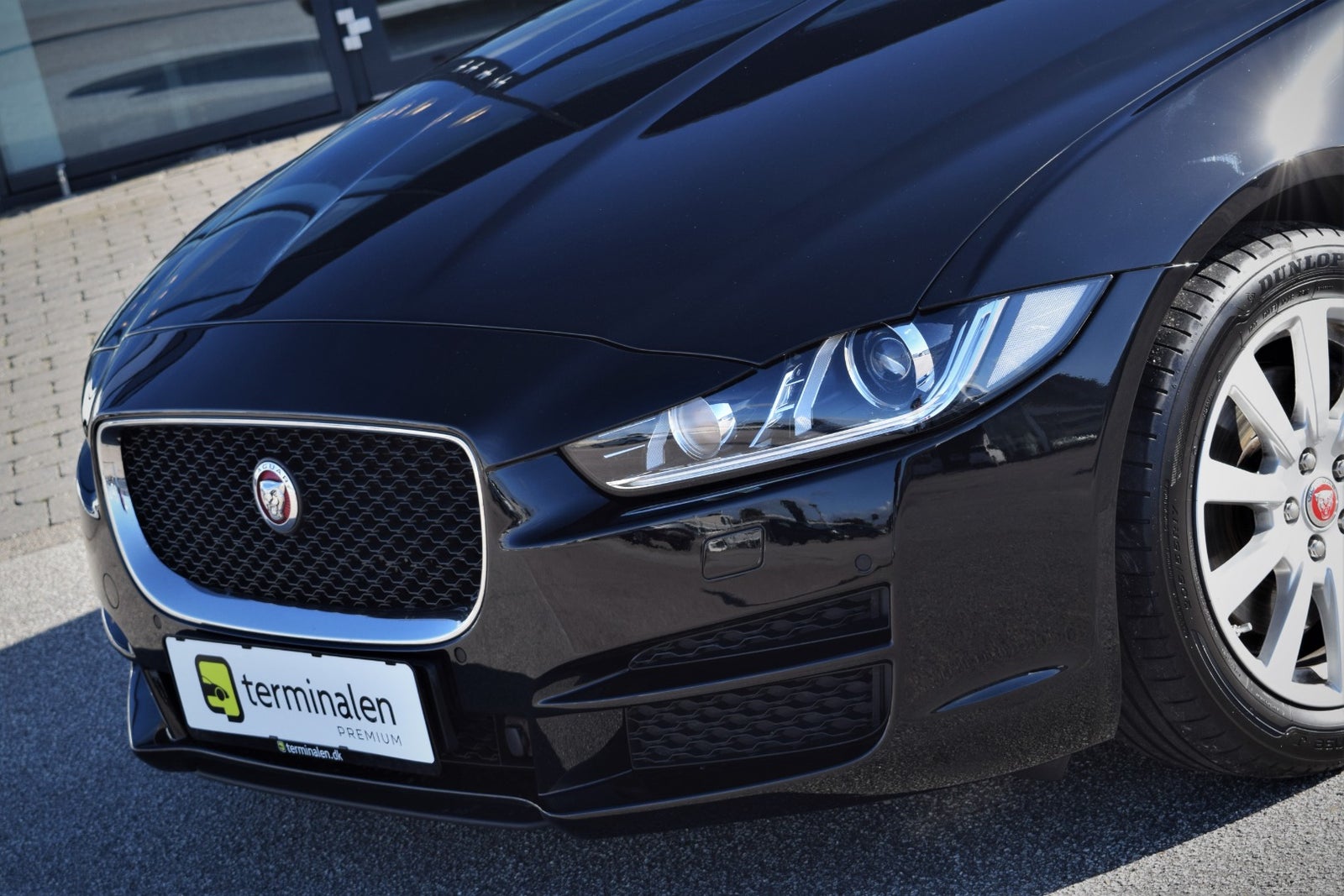Jaguar XE D180 Prestige aut. Jaguar XE D180 Prestige aut.