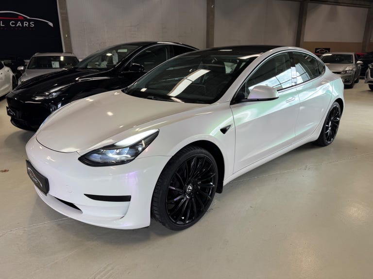 Tesla Model 3 Standard Range+ RWD