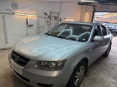 Hyundai Sonata 2,0 GL 4d