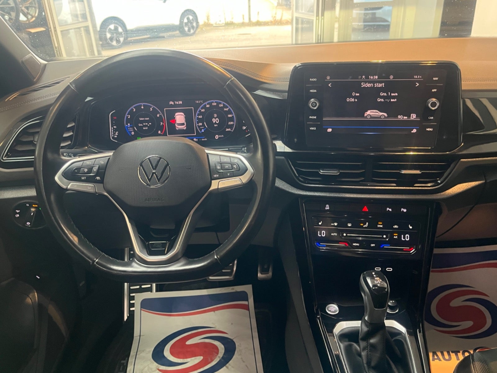 Billede af VW T-Roc 1,5 TSi 150 R-line+ DSG