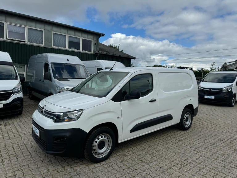Citroën Berlingo BlueHDi 100 L2 ProffLine Van