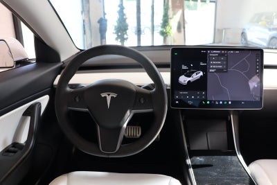 Tesla Model 3 Performance AWD