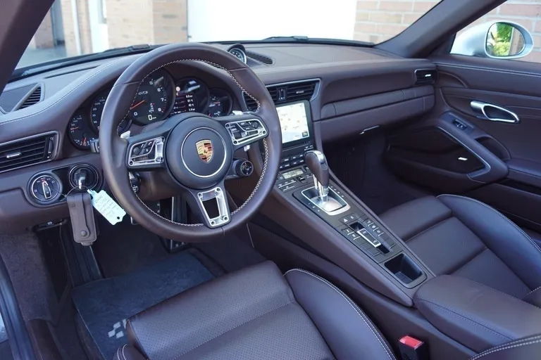 Porsche 911 Targa 4 GTS PDK