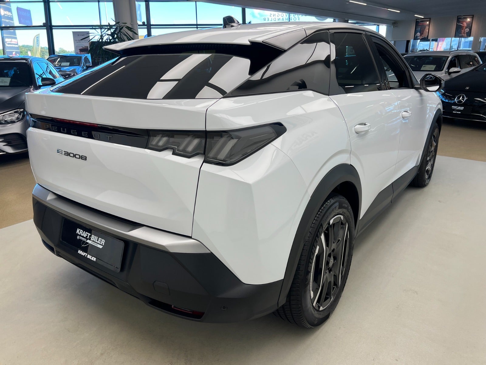 Billede af Peugeot e-3008 77 Allure