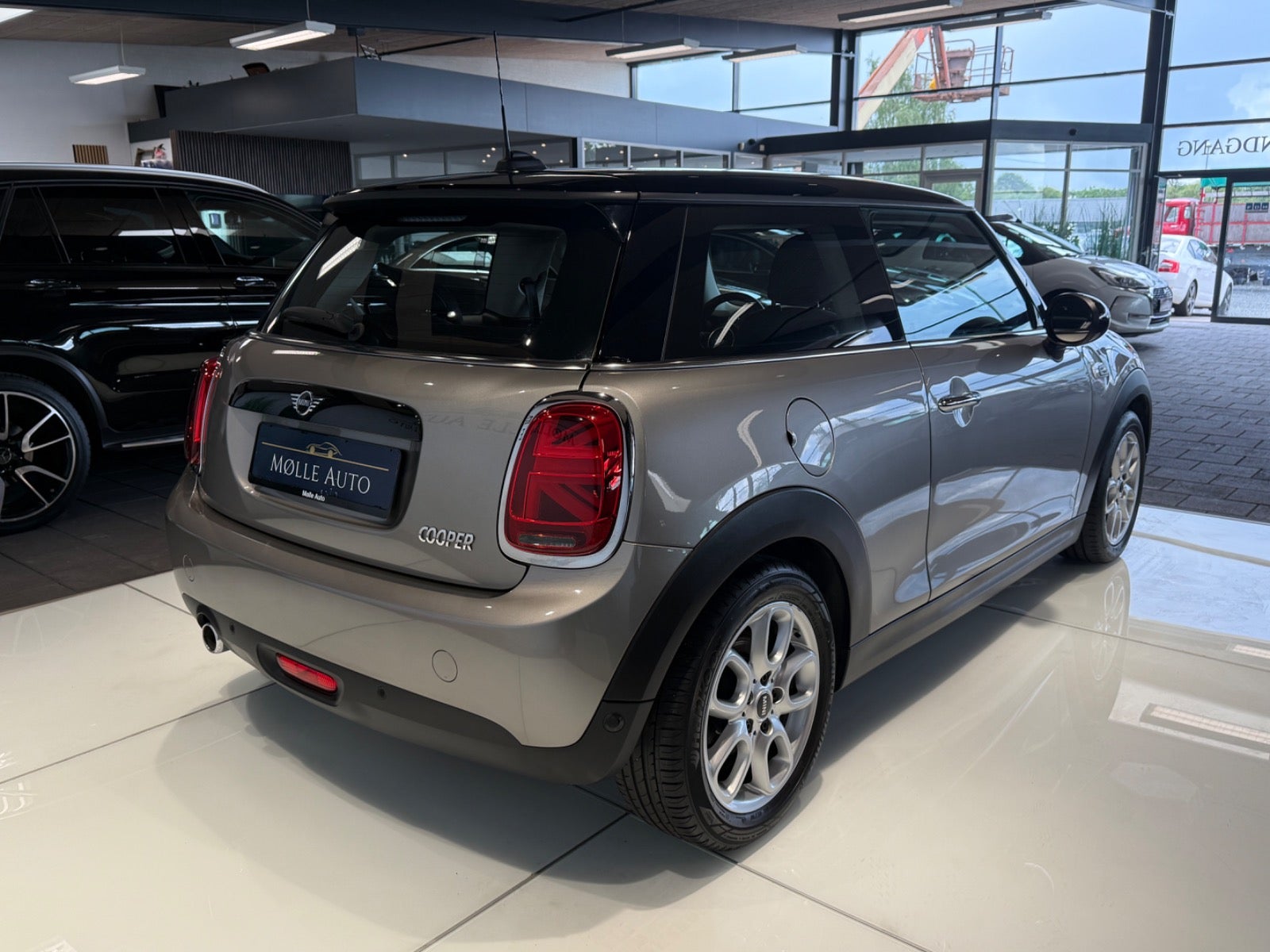 Billede af MINI Cooper 1,5 Essential Edition