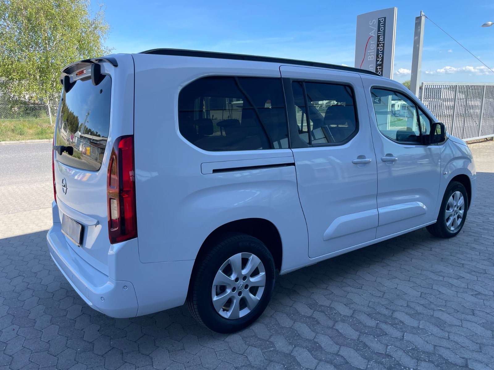 Billede af Opel Combo-e Life 50 Ultimate L2