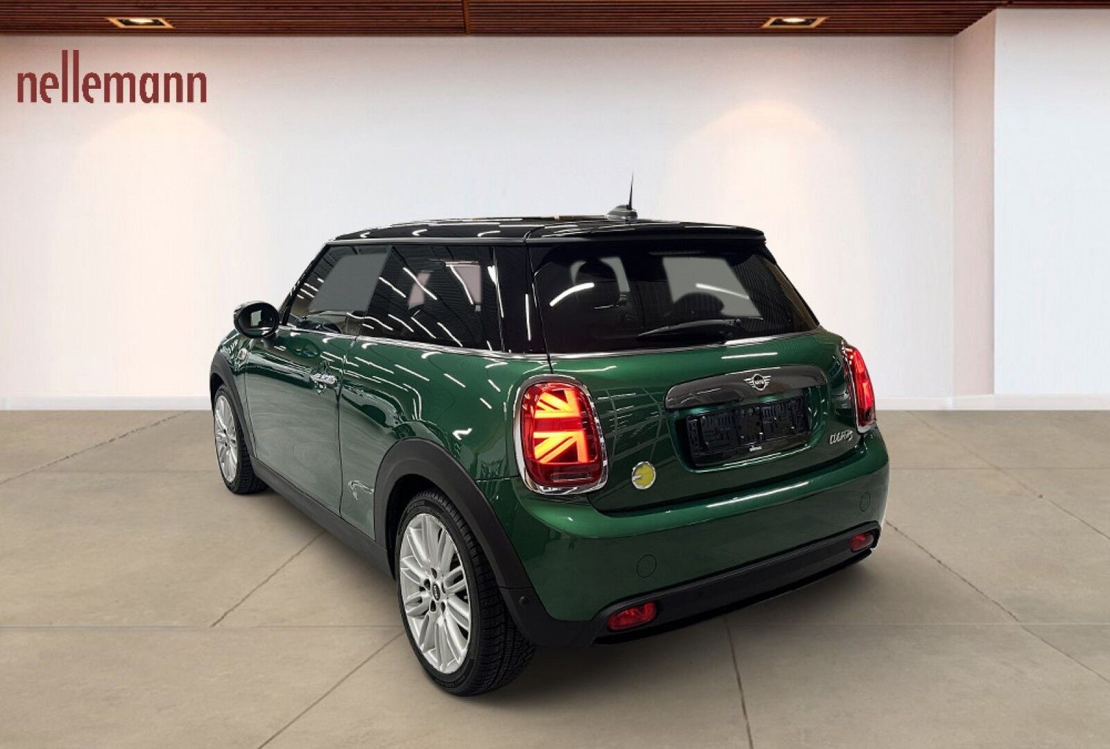 MINI Cooper SE Experience