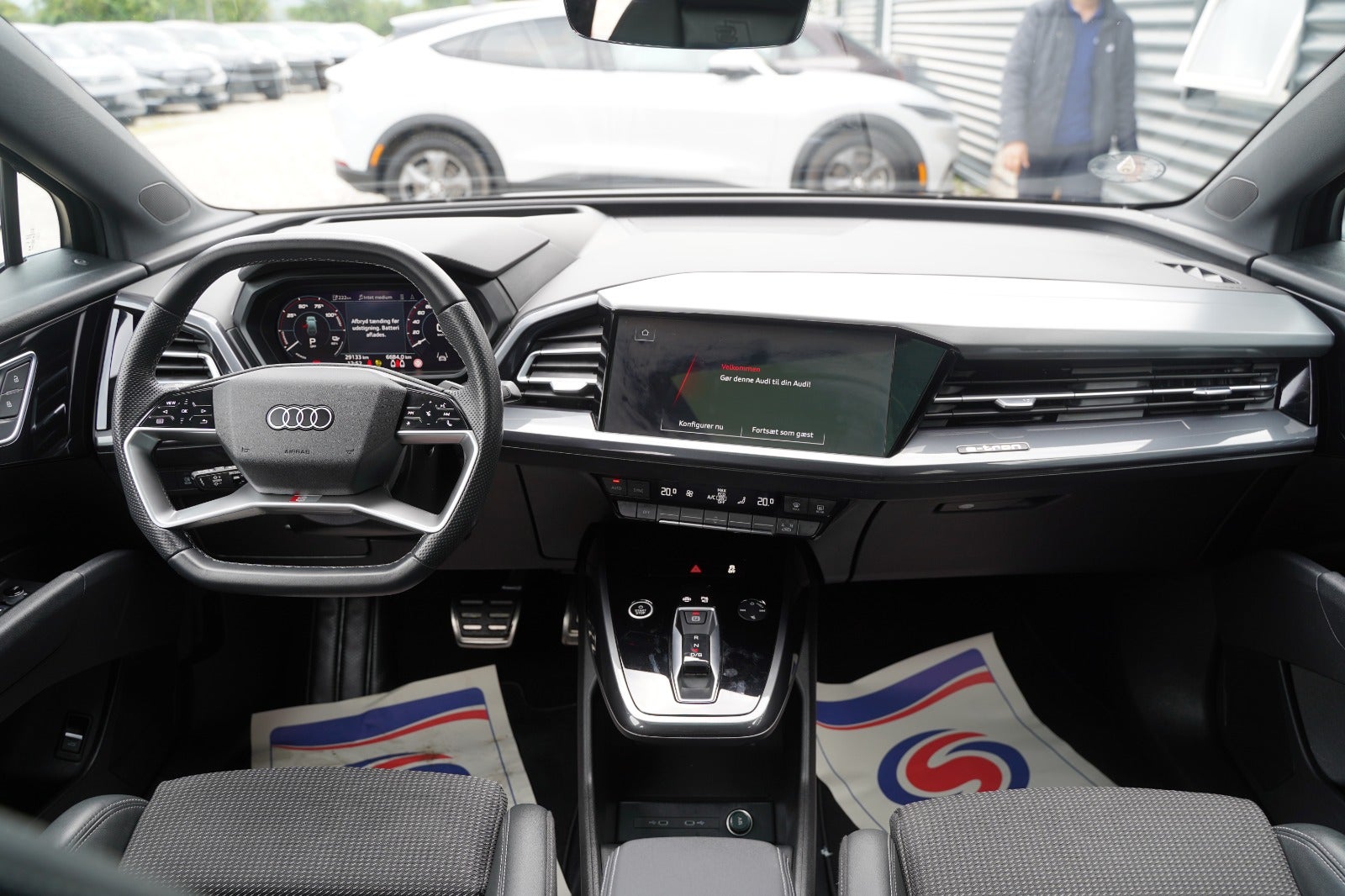 Billede af Audi Q4 e-tron 50 S-line quattro