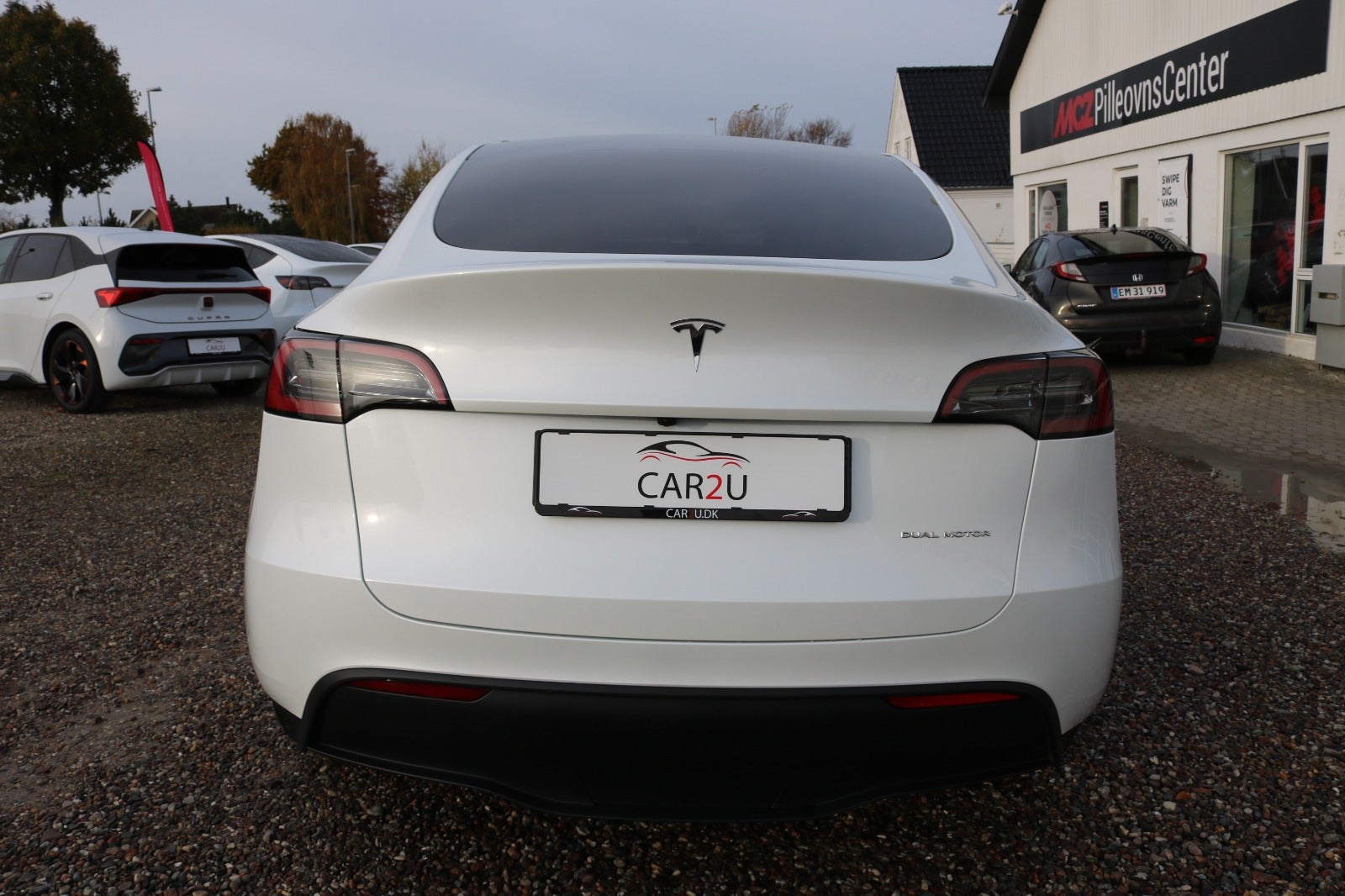 Tesla Model Y Long Range AWD
