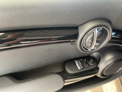 MINI Cooper SE Experience