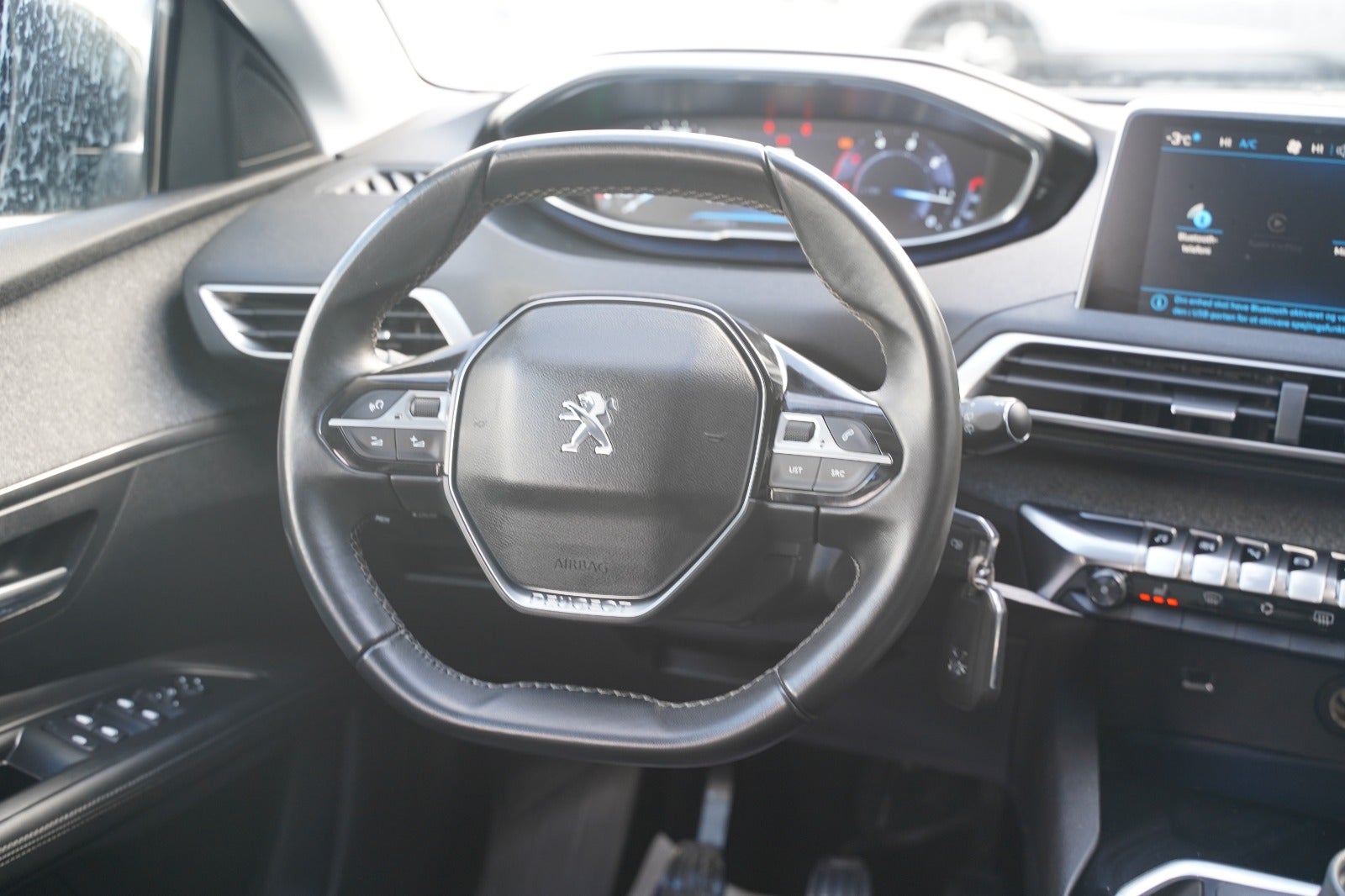 Billede af Peugeot 3008 1,6 BlueHDi 120 Allure