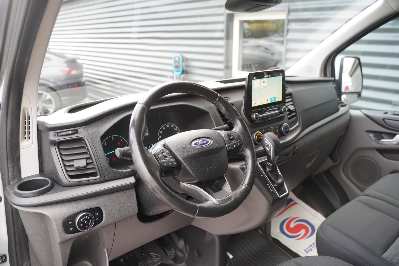 Billede af Ford Transit Custom 280L 2,0 TDCi 130 Trend aut.