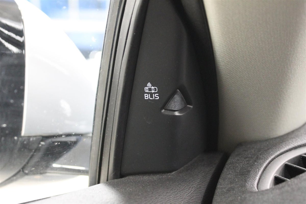 Volvo V40 T3 152 Momentum aut. billede 12