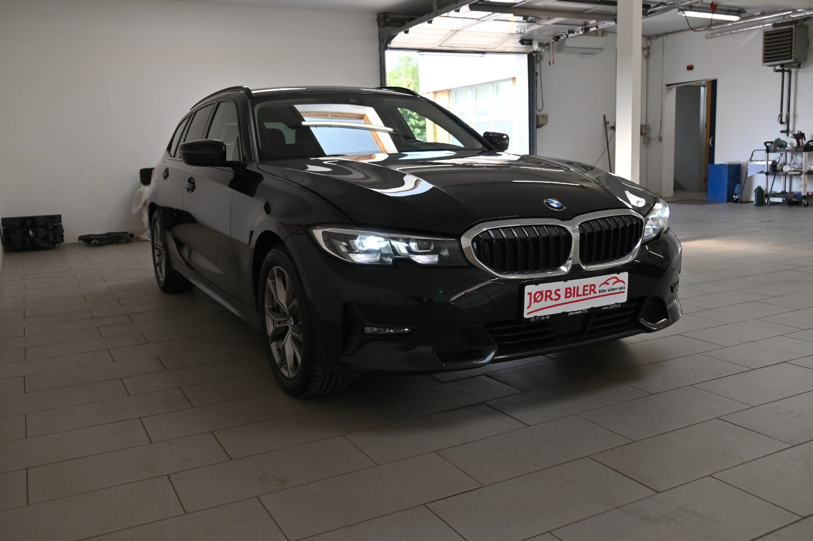 BMW 330e 2021