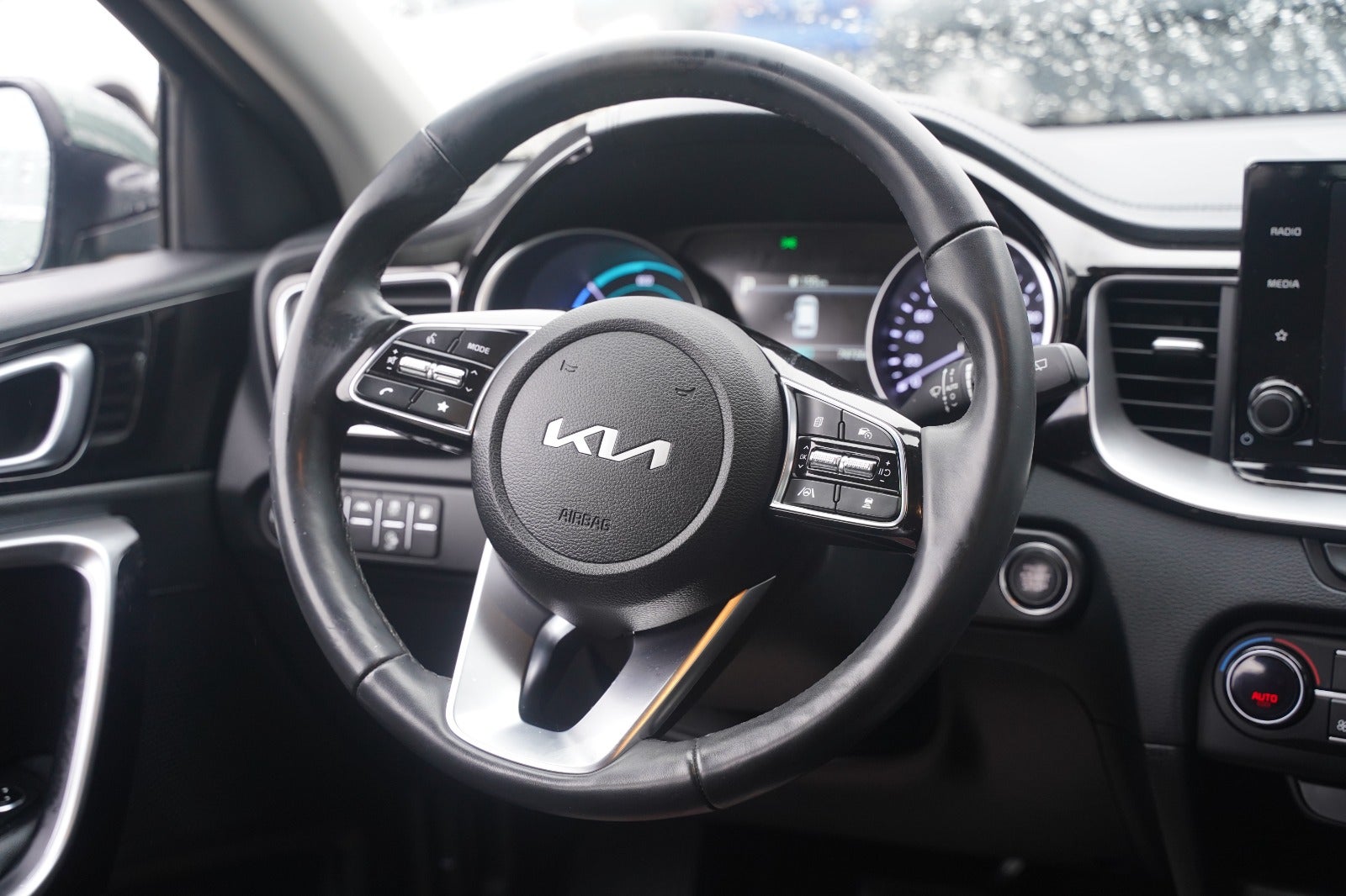 Billede af Kia Ceed 1,6 PHEV Prestige SW DCT