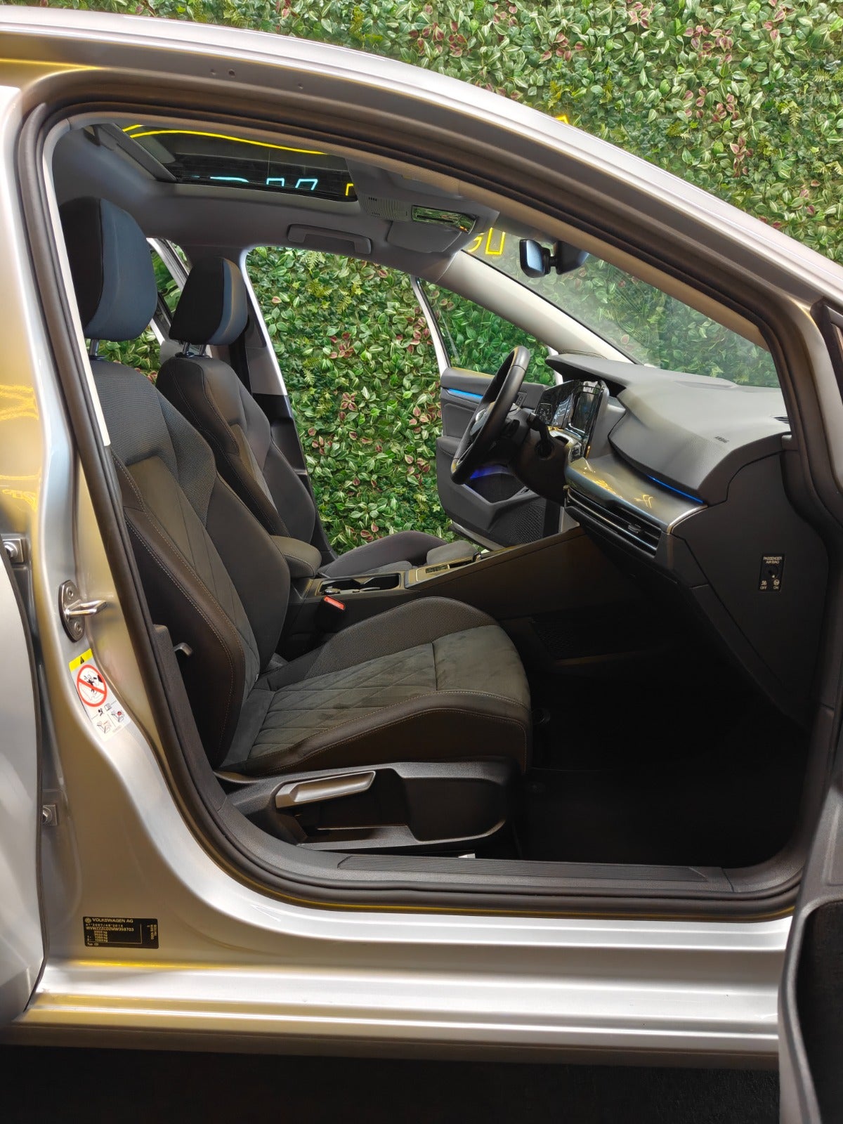 Billede af VW Golf VIII 1,4 eHybrid DSG