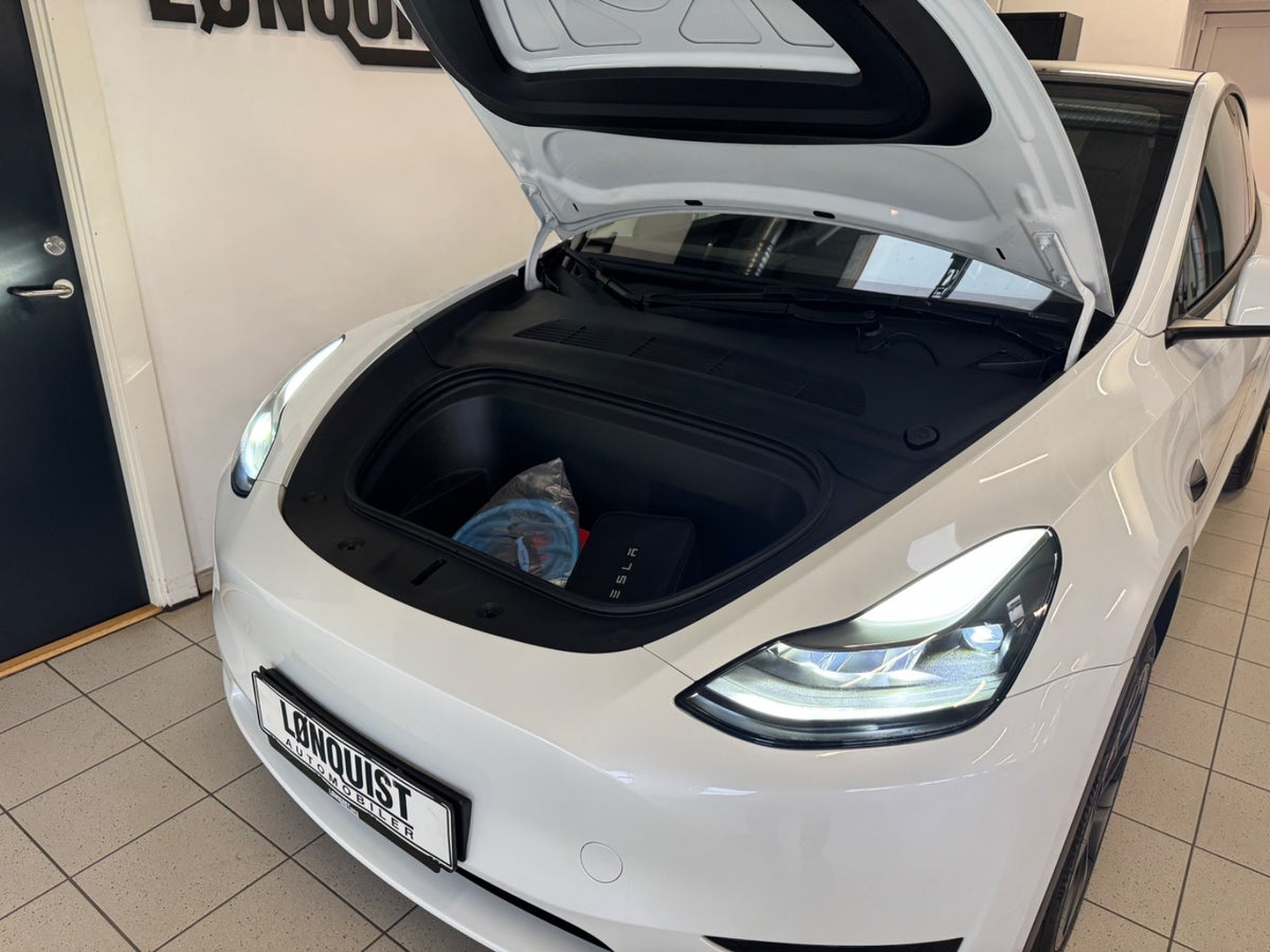 Tesla Model Y Long Range RWD